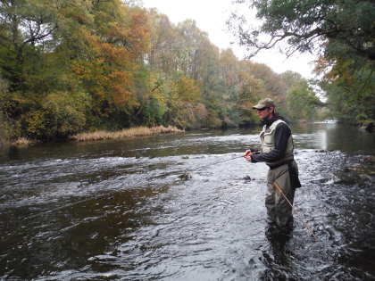 Jon Fry grayling fishing at Doldowlod