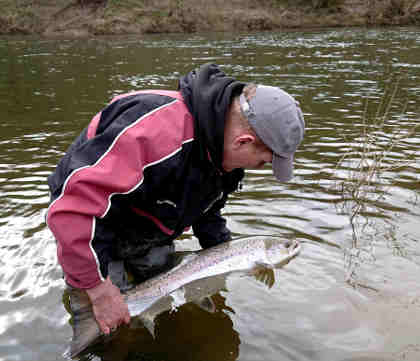 Dave Roberts with 18lb springer