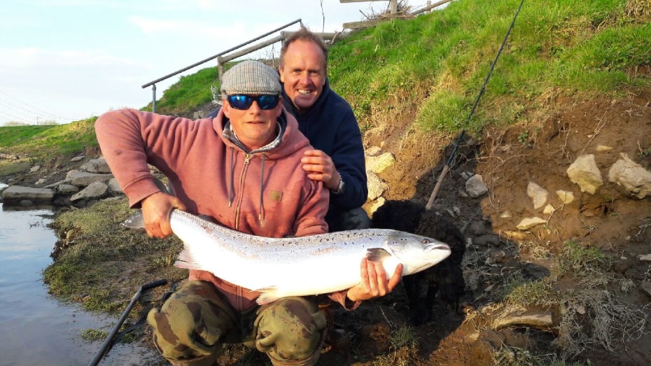 Glynn Cawte with his first ever salmon on a fly - a 21.5lbs fish from the Lower Carrots and Luggsmouth beat of the middle Wye on 13th April